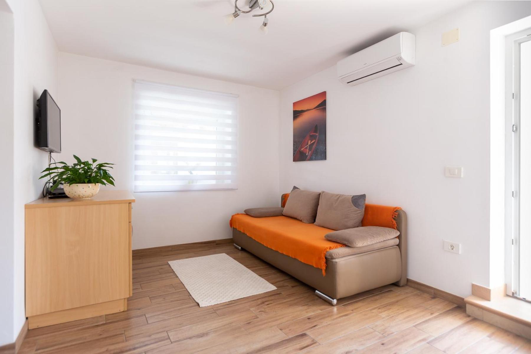 Apartments And Rooms Jeselnik ポルトローシュ エクステリア 写真