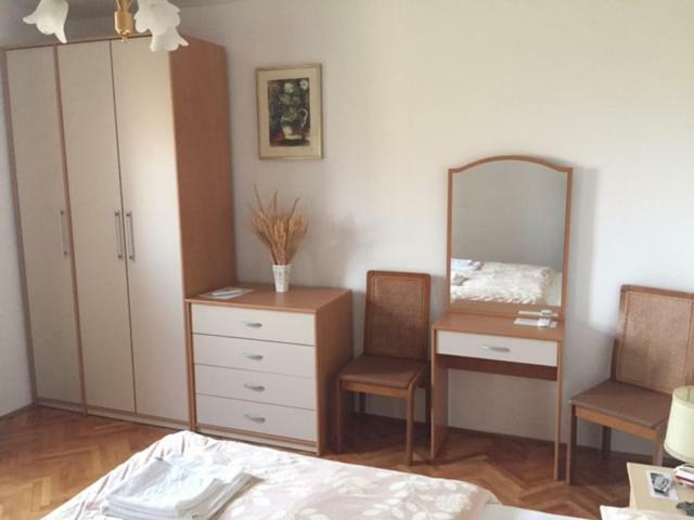 Apartments And Rooms Jeselnik ポルトローシュ エクステリア 写真