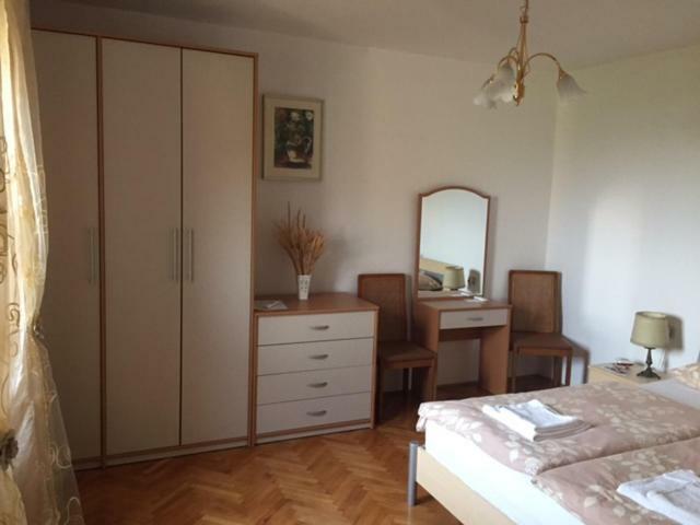 Apartments And Rooms Jeselnik ポルトローシュ エクステリア 写真